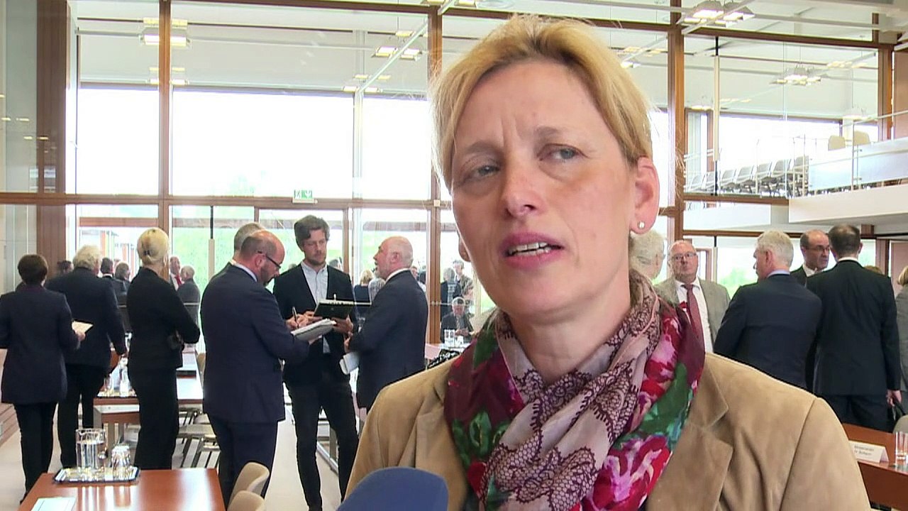 Bundesverfassungsgericht bestätigt streikverbot für beamte