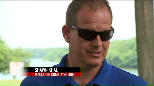 Tip Leads Authorities to Search Illinois Lake for Missing Mother