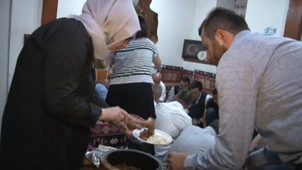 Anda Kardeşe Vefa Derneği Genel Başkan Yardımcısı Fazıl Çağrı Kuş: "Bu Zamanda 3 Kıtada 11 Ülkede...