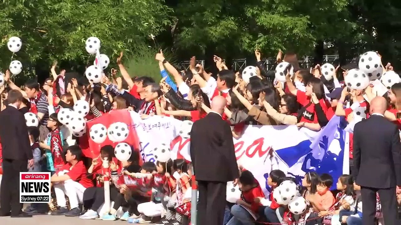 Football fans descend on Russia ahead of 2018 World Cup