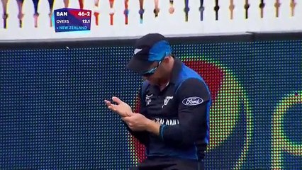 Brendon McCullum Flies To Try And Save Boundary
