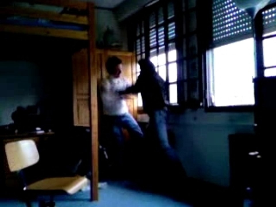 Petite Fight  Kergro VS Bargo  chez Bargo