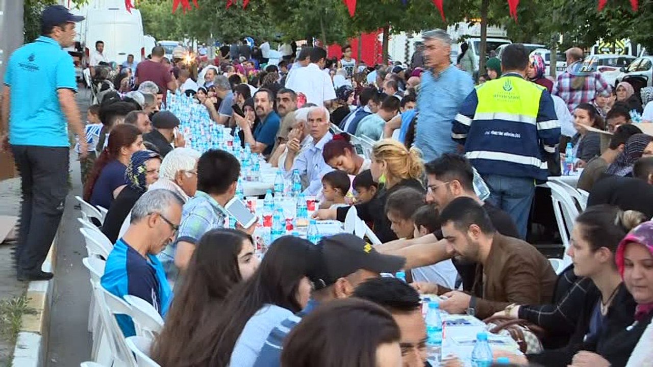 Başkan Uysal: 'Ataşehir’in imar sorununu yakından takip ediyorum'