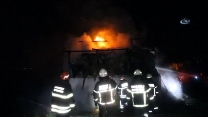 Ahır Alev Alev Yandı, Hayvanlar Son Anda Kurtarıldı