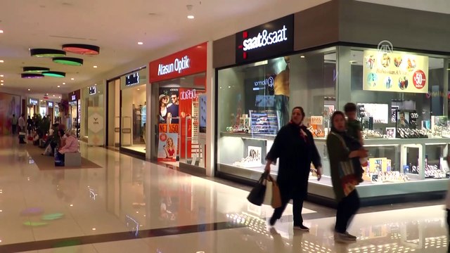 İranlı turistler bayramda Van'ı tercih etti