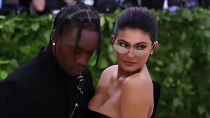 Kylie Jenner supprime toutes les photos Instagram de sa fille Stormi