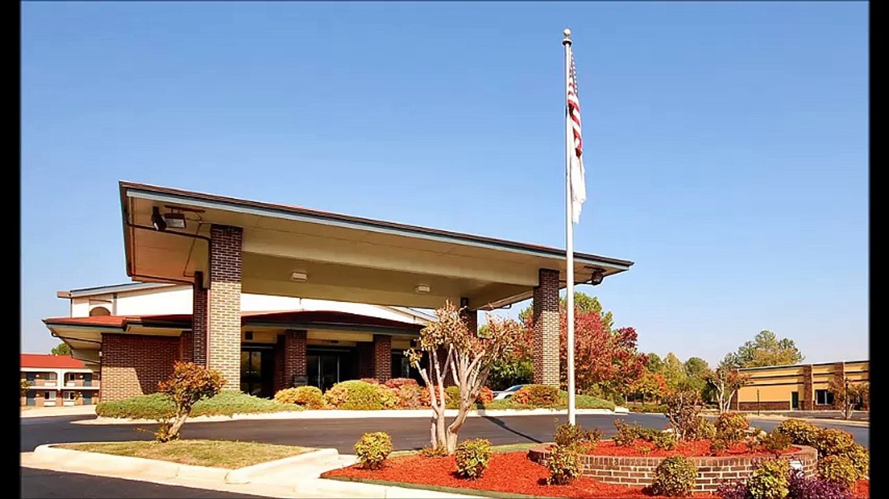 Econo Lodge Inn and Suites Alabama