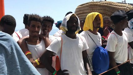 L'odissea di Nave Acquarius in rotta verso la Spagna