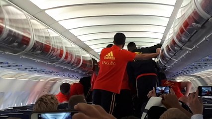 Découvrez les images des Diables à l'intérieur de l'avion pour la Russie