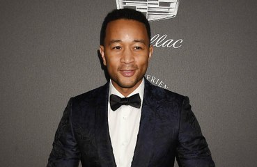 John Legend félicite Ariana Grande