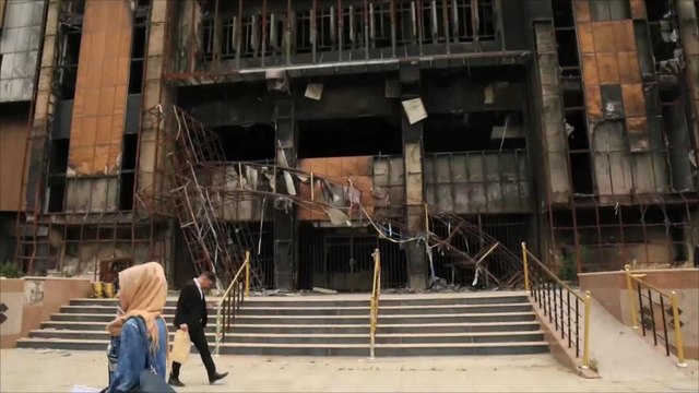 طلاب جامعة الموصل يواصلون عامهم الدراسي رغم الدمار