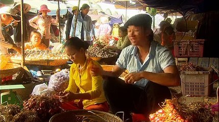Luke Nguyens Vietnam - S02-E01 - Hue