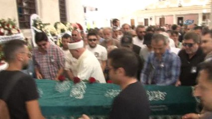 Magazin basınının duayen ismi Tahir Yaman son yolculuğuna uğurlandı