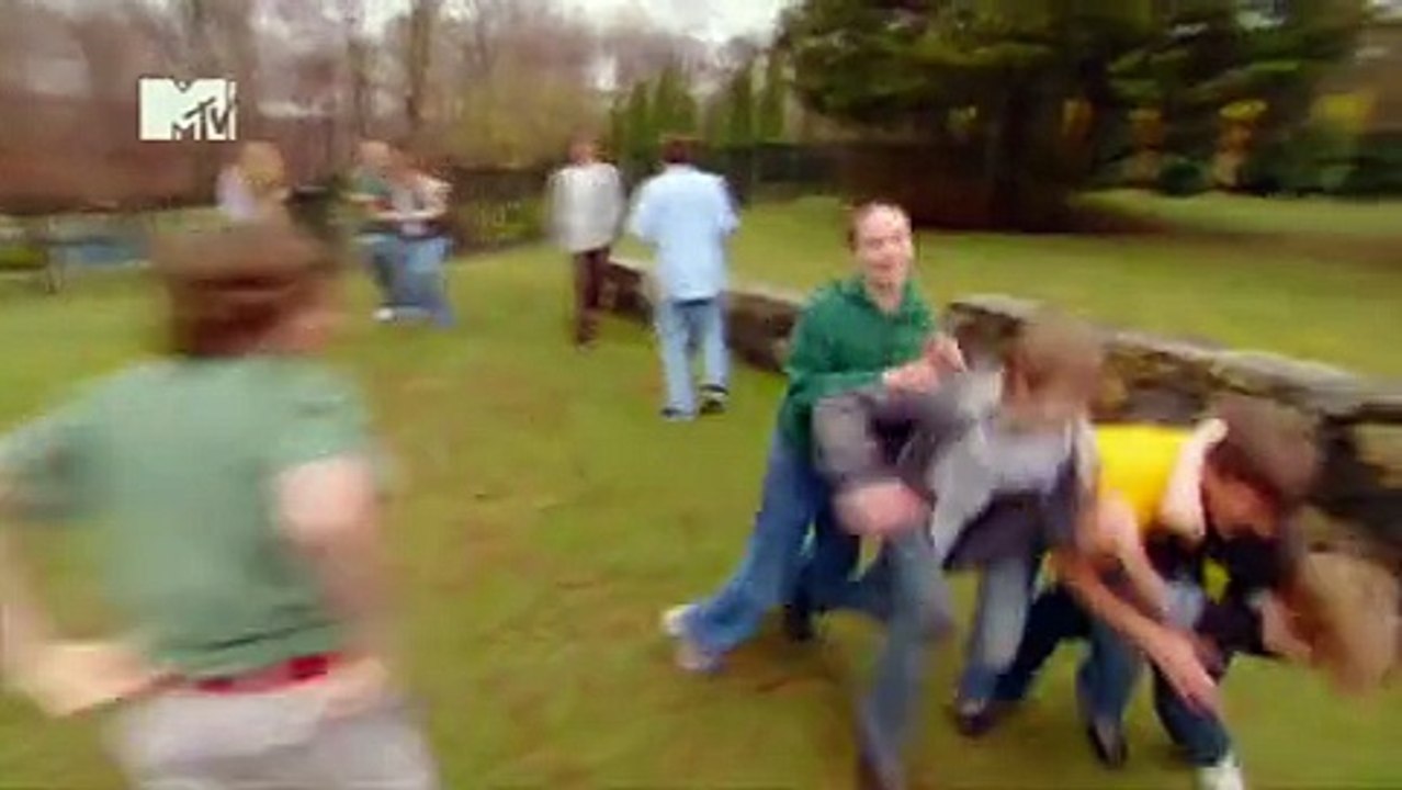 Teen Cribs S02E05 Robert, Sydney, Alexa and Taylor's Cribs video