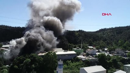 Ayazağa'daki Fabrika Yangının Havadan Görüntüleri 1