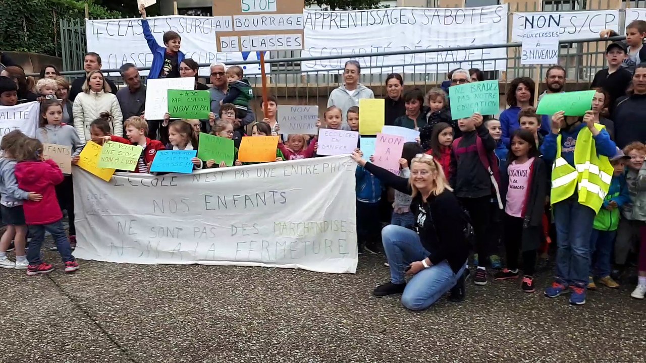 Marches : les parents d’élèves mobilisés contre la fermeture de la 5e classe