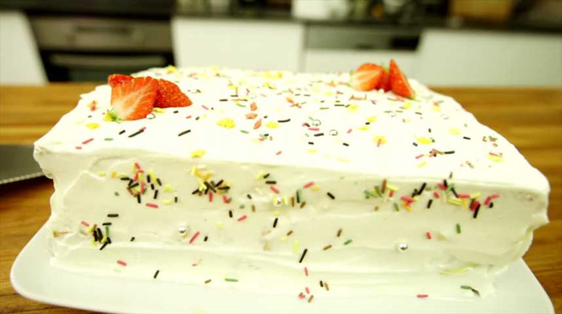 Gateau D Anniversaire Video Dailymotion