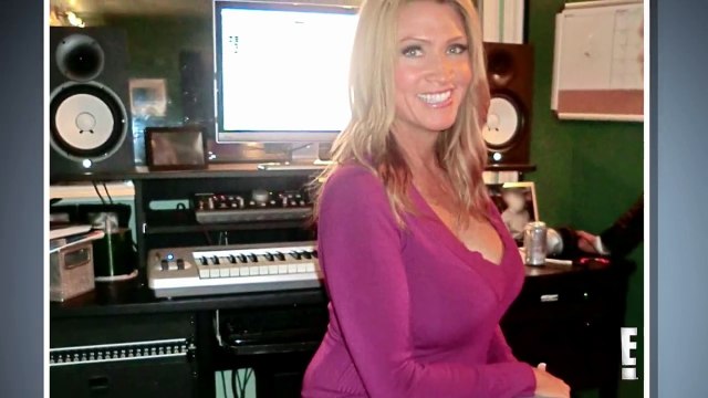 Découvrez les prothèses mammaires incroyables d’Allegra, une jeune femme dont la taille de bonnet est 4600 CC