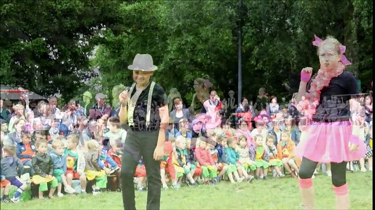 Castel Saint-Henri Comines  en fête clip 5