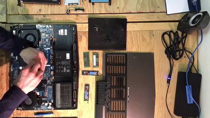 (Time-lapse) Alienware R3 15 Thermal Paste Replacement