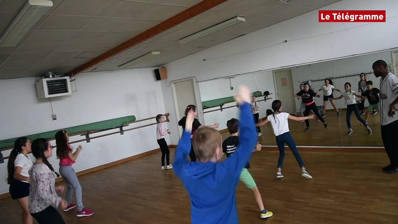 Quimper. Hip-hop. Le groupe d'Ayline et Maëlys prépare le gala de hip-hop