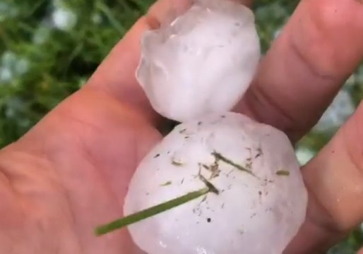 Large Hail Damages Vehicles Near Colorado Springs