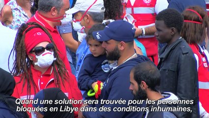 Italie: plus de 900 migrants débarquent en Sicile