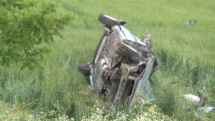 Otomobil Şarampole Yuvarlandı: 2 Ölü, 2 Yaralı