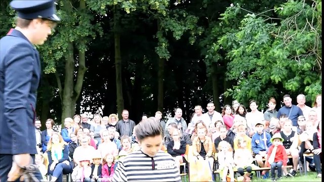 Castel Saint-Henri Comines en fête clip 6