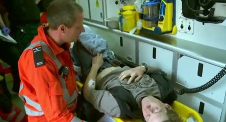 Air Ambulance ER S02  E04 E 4 - Part 02