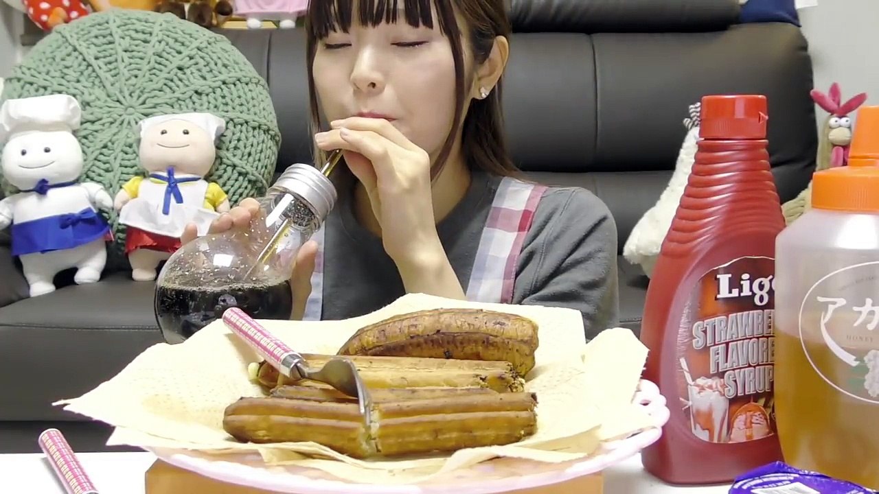 【먹방】クリームチュロス揚げてサクサクで食べる。