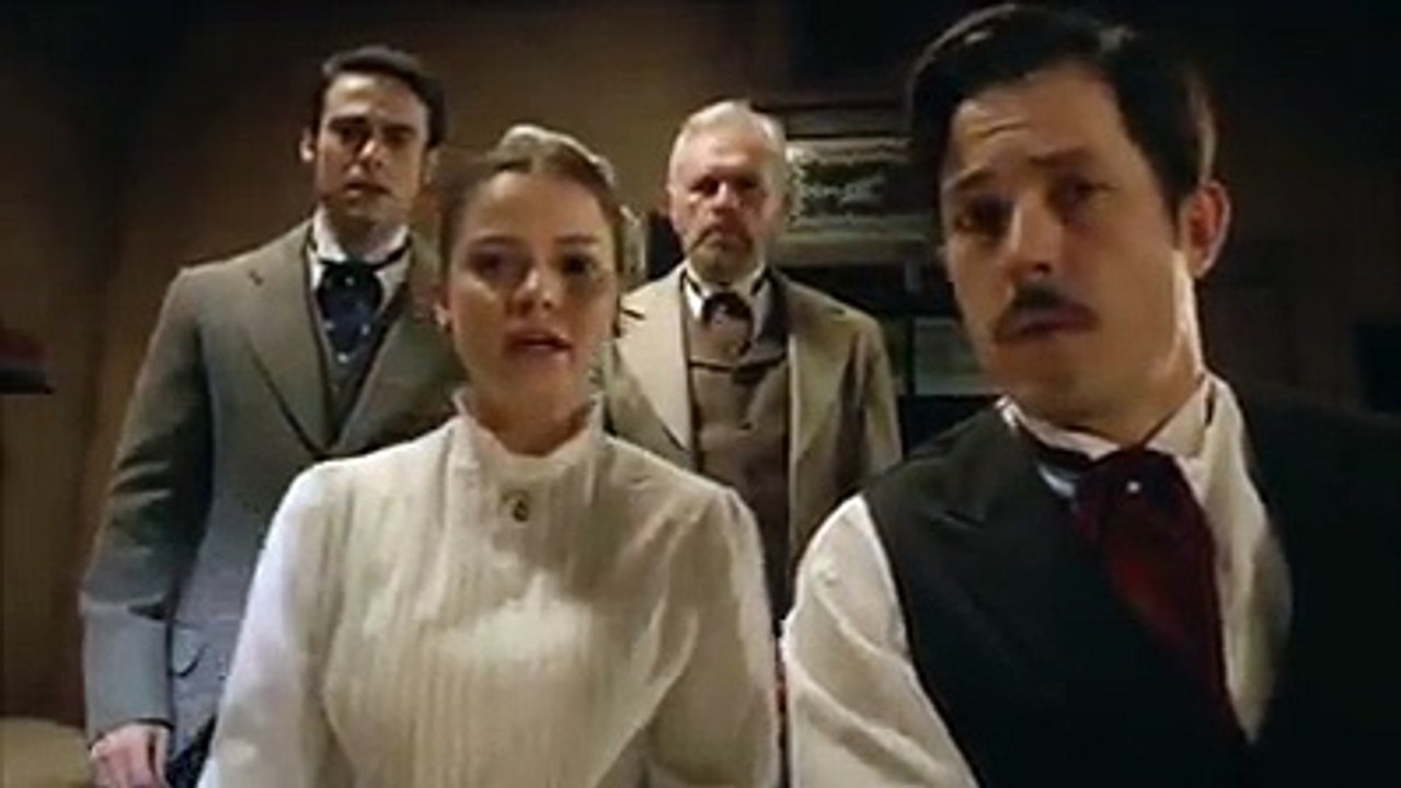 ESCRAVA MÃE''Maria Isabel humilha Juliana e Teresa a defende!''Não perca, daqui a pouco, às 22h00, mais um episódio de Escrava Mãe 