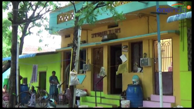 மனைவியை கழுத்தில் மிதித்து கொலை செய்த கணவன்- வீடியோ