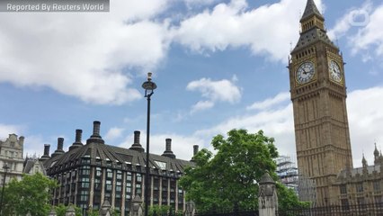 PM May Faces Another Day of Brexit Compromise In Parliament