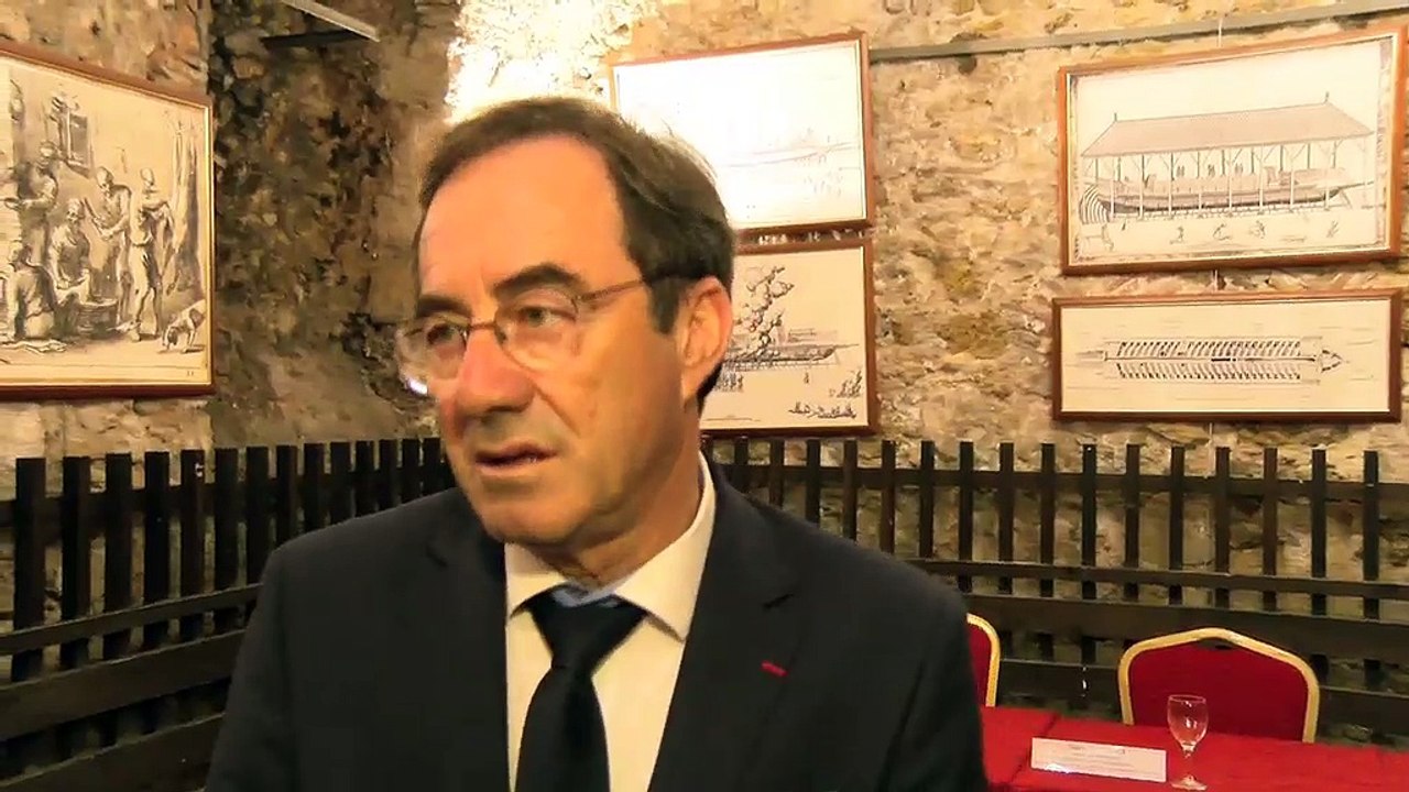 Interview de Hervé Schiavetti, maire PCF d'Arles
