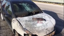 Report TV - Vlorë, merr flakë në lëvizje një makinë, shoferi del me shpejtësi