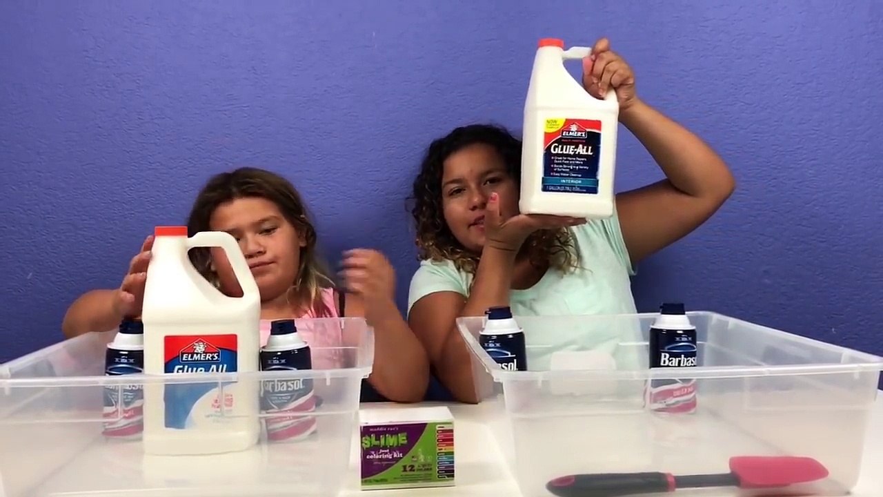 1 GALLON OF ELMER’S FLUFFY GLUE ALL VS 1 GALLON OF ELMERS GLUE ALL- MAKING GIANT FLUFFY SLIMES