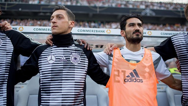 Фото, футбол и фатерлянд