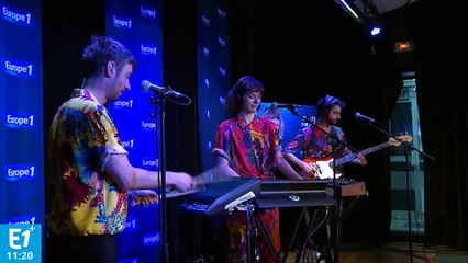 Le groupe Evergreen interprète "Comme si" en live dans Bonjour la France