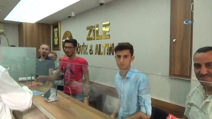 Video herunterladen: MHP'li Mustafa Kalaycı Seçim Çalışmalarına Devam Ediyor