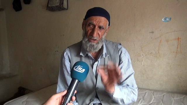 77 yaşında tek odalı evde yaşam mücadelesi veriyor