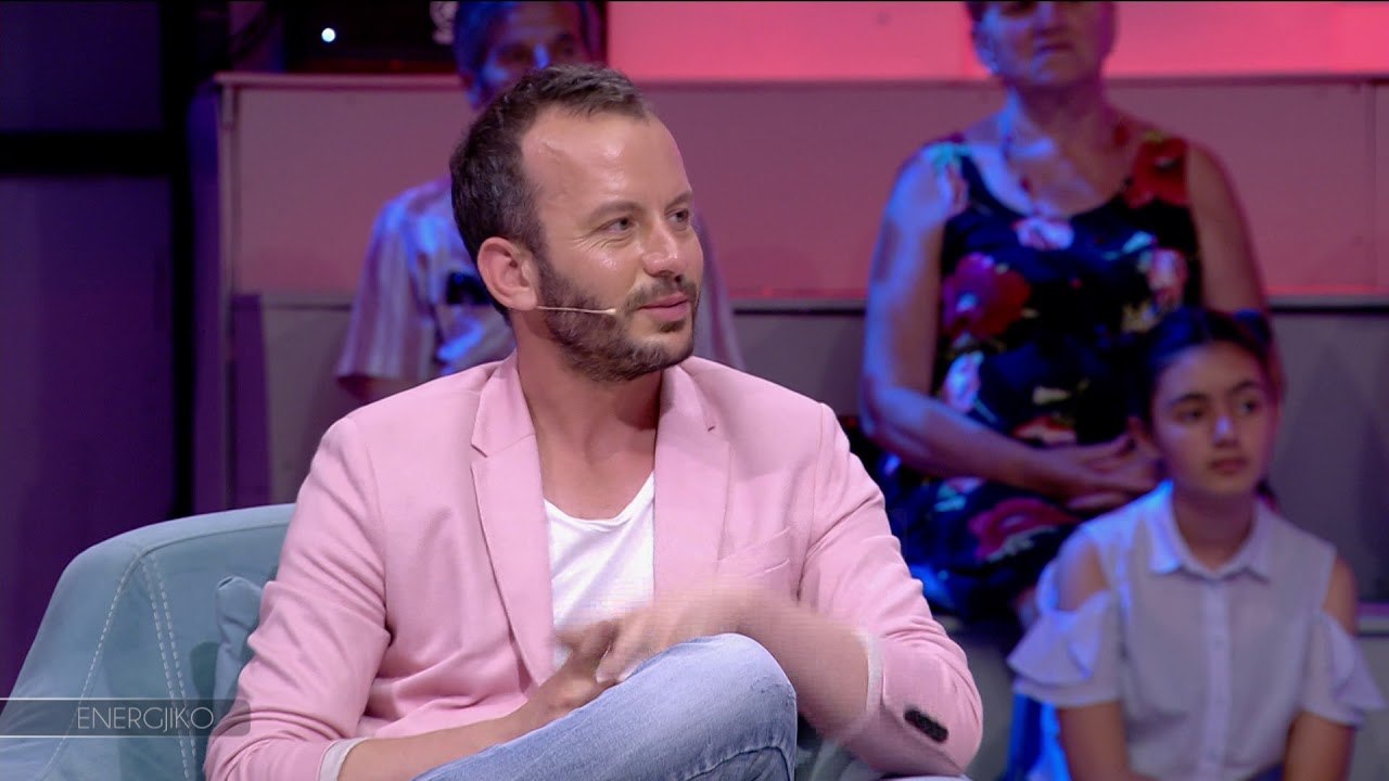 Gjiko: "Po mendoj të bëj një këngë me Elitën, ka zë shumë të bukur"!