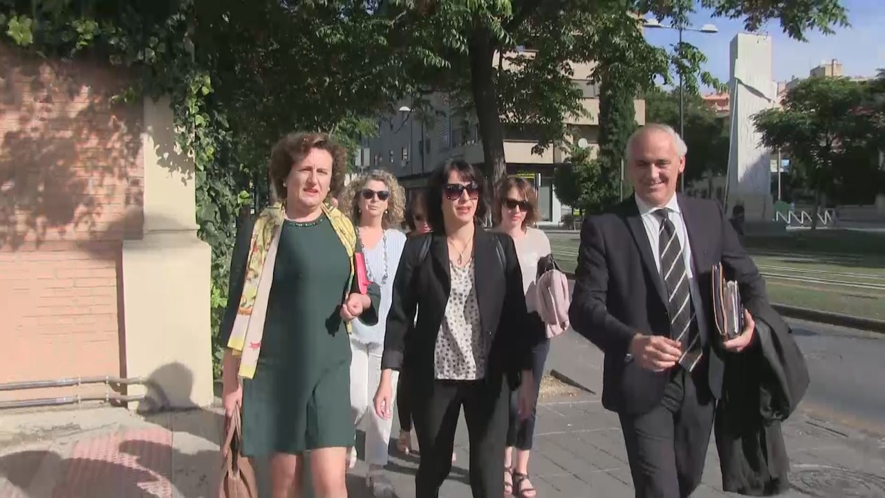 Renuncia de abogado de Juana Rivas lleva a aplazar juicio a 18 de julio