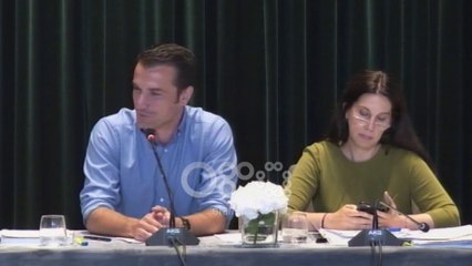 Ora News - Të rinjtë e FRPD-së e qëllojnë me vezë, Reagon Veliajn: Qëlluan me 10 s'më kapi asnjë