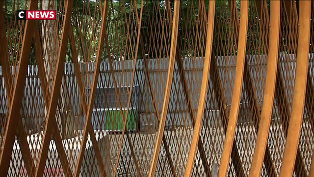 Paris : découvrez la paroi de verre pare-balles de la tour Eiffel