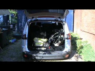 Rachel test drives the new Ford S-MAX