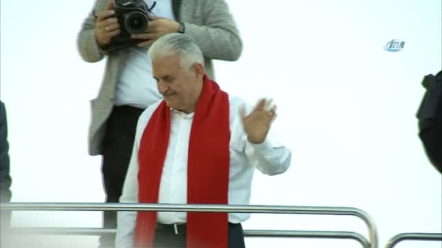 Başbakan Binali Yıldırım: Bunlar Kafayı Takmış, Cumhurbaşkanı Recep Tayyip Erdoğan Gitsin de Ne...