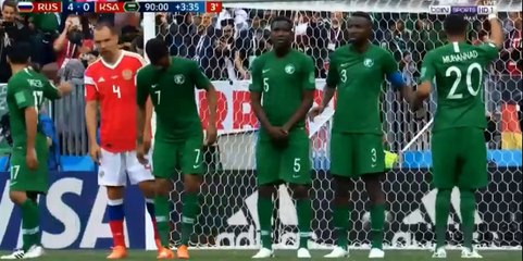 بخماسية خضراء.. روسيا تتصدر المجموعة الأولى قبل مواجهة مصر وأوروجواى