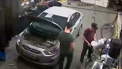 Quand tu es en retard pour ton RDV chez le garagiste