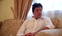 عمران خان  مدینہ پہنچنے کے بعد یہ بتاتے ہوے کہ انہوں  نے پارٹی ٹکٹوں کے بارے میں ورکرز کے اعتراضات کے بارے میں کیا اہم فیصلہ کیا